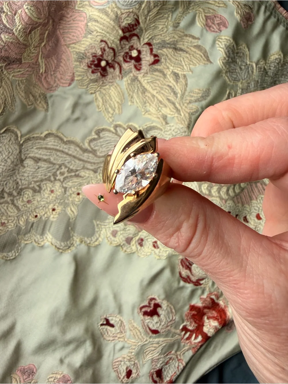 Vintage 18k Gold Ring with Baguette Stone 💎 Size 6